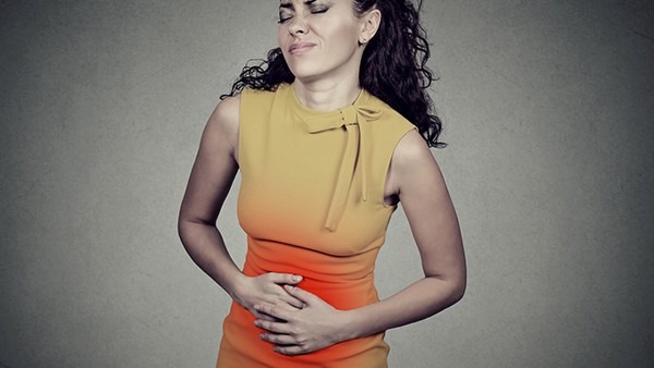 女子腹部痒,医生用镊子夹出18只阴虱!原来阴虱有5个传播途径!